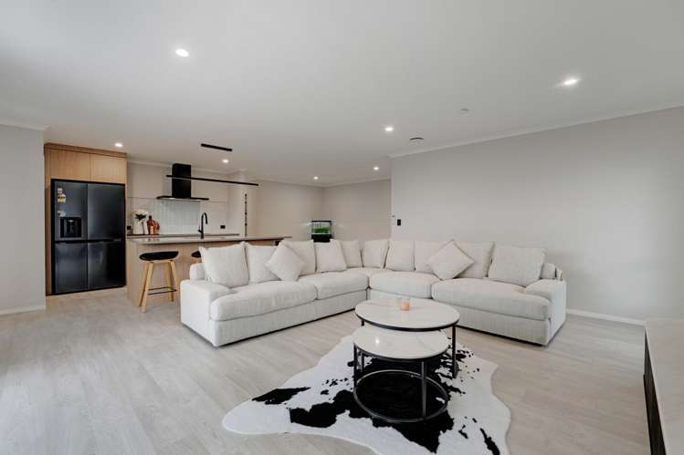8 Dolcetto Place_3
