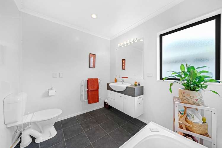 25 Espalier Drive Henderson_14