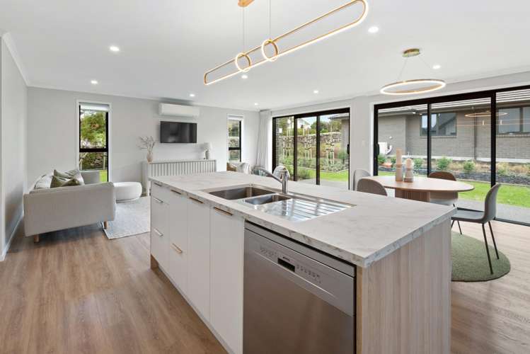 76 Rock Ridge Drive_4