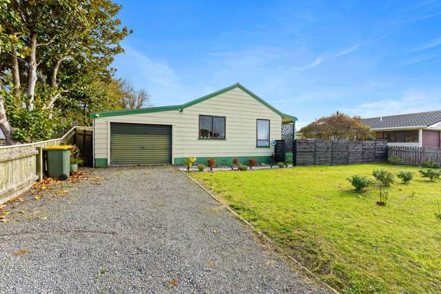 83 Norfolk Crescent Otaki Beach_2