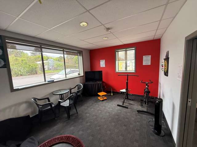 405-407 King Street North Hastings Central_1
