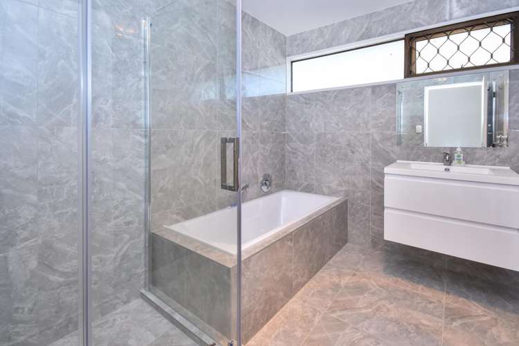 1/12 Russell Road Manurewa_9