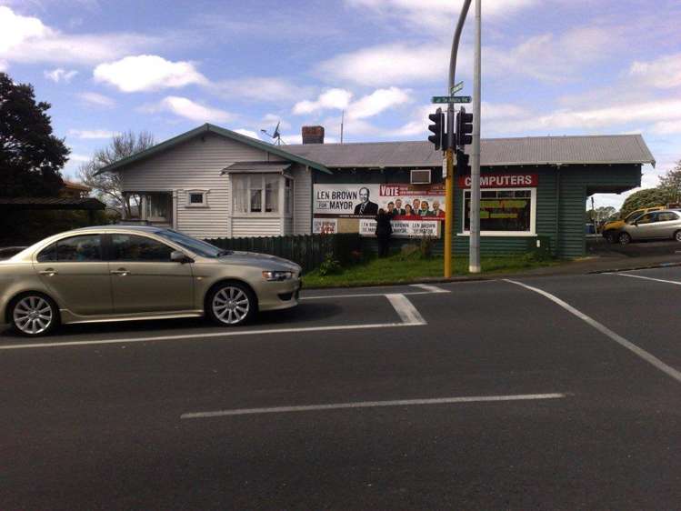 104 Mcleod Road Te Atatu South_5