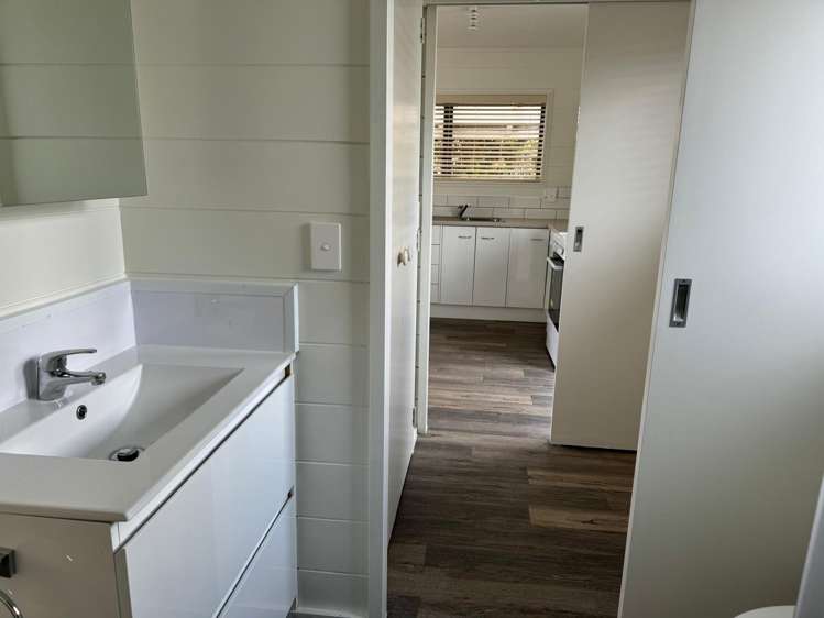 17a Leaming Place Clarks Beach_11