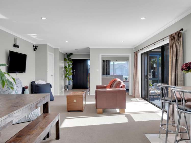 7 Whitney Place Rototuna North_11