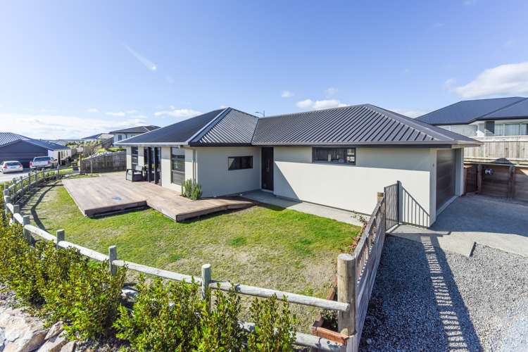 22 Coppermine Crescent Brightwater_3