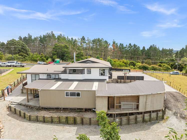 21 Boundary Road Hikurangi_5