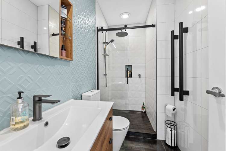 482 Devon Street East Strandon_5