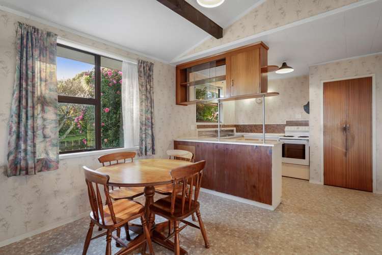 516 Thames Coast Road Te Puru_8