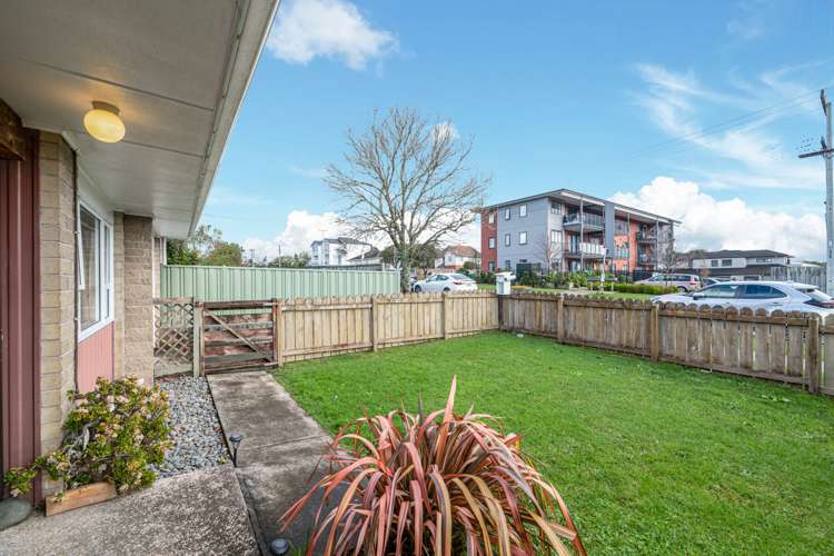 2/29 Nikau Street New Lynn_11