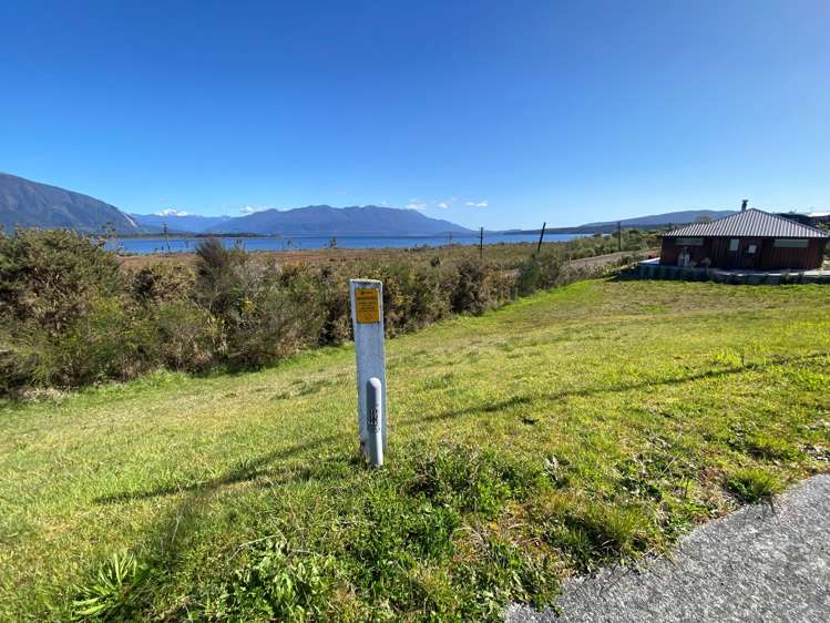 28 Lake Brunner Road Moana_4