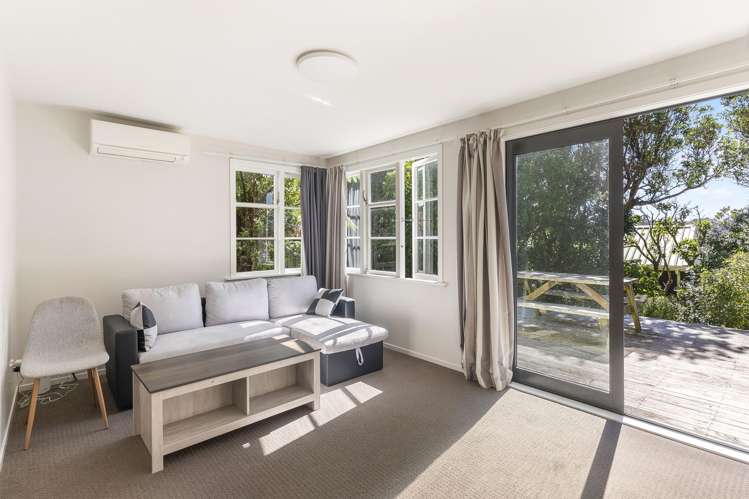 44 Haumia Street Johnsonville_11