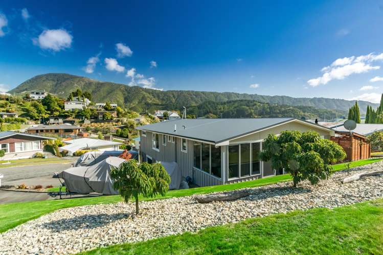 14 Seaview Crescent Picton_40