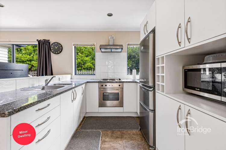 71 Kemp Road Massey_12