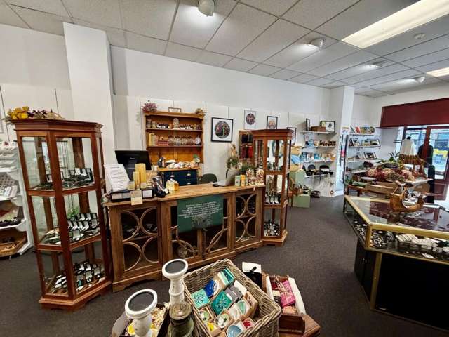 223-225 Emerson Street City Centre_3
