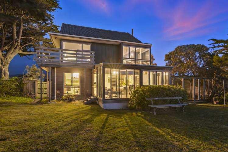 253 Rosetta Road Raumati Beach_1