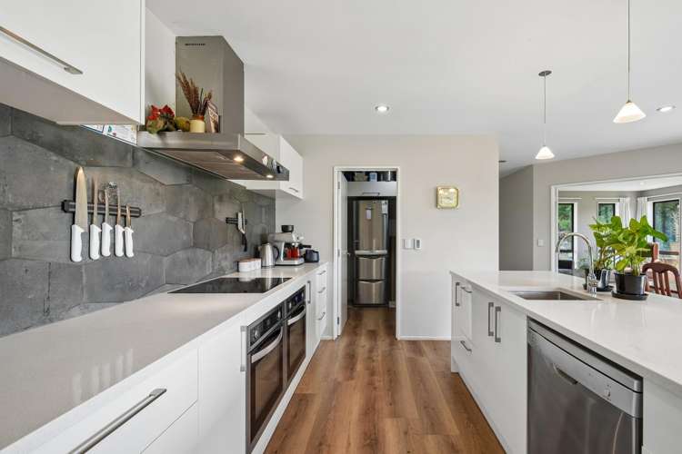 166 Swamp Road_3