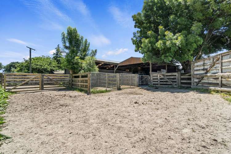 3714 Cambridge Road Leamington_28