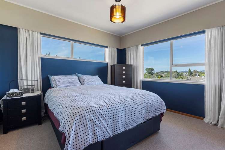 22 Taitua Drive Te Atatu South_10