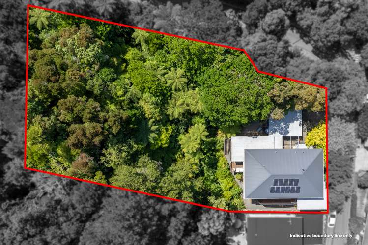 214 Whites Line East Waiwhetu_21