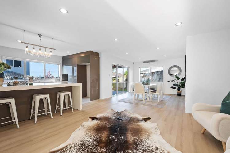 98 Medallion Drive Oteha_7