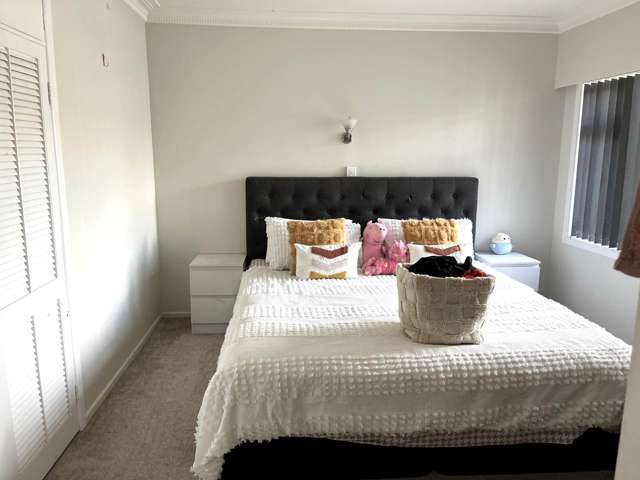 37 McKean Avenue Manurewa_2
