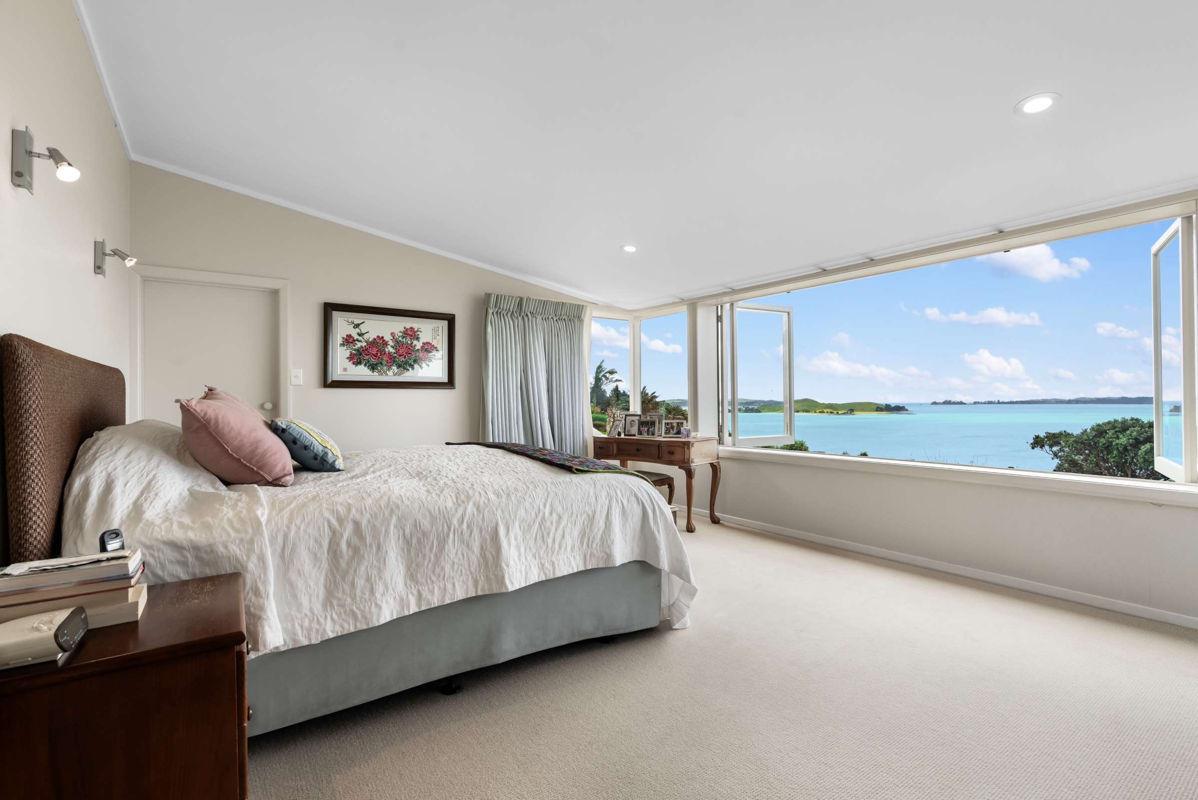 529 Riddell Road in Glendowie, Auckland