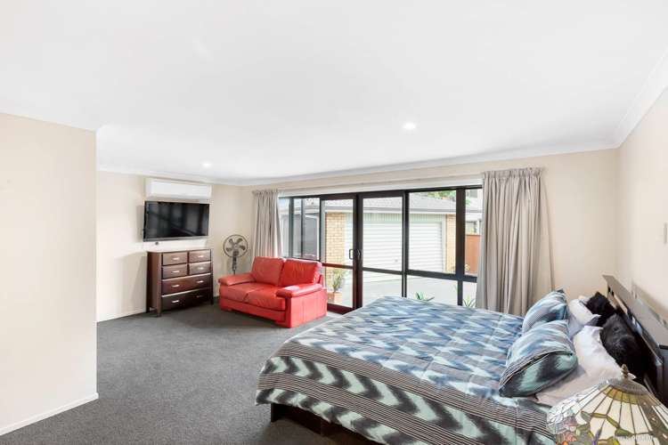 57 Saint Annes Crescent Wattle Downs_19