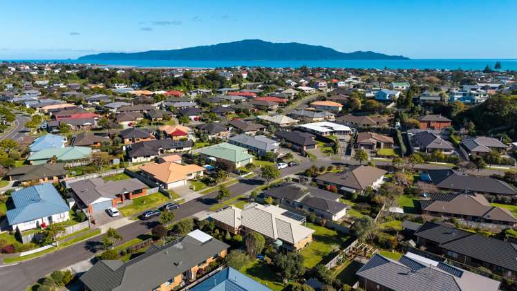 4 Ashleigh Way Waikanae Beach_12
