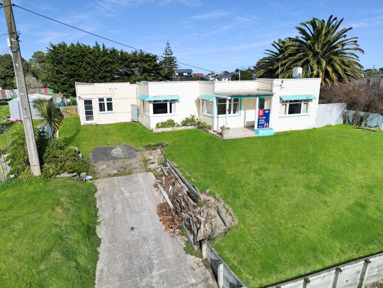 38 Pratt Avenue Foxton Beach_2