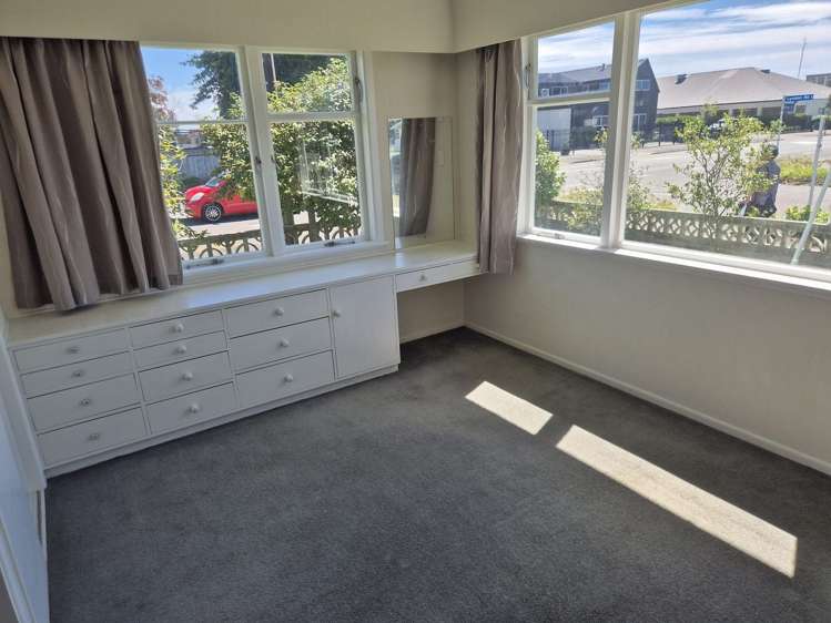 2/310 Lyndon Road West_0