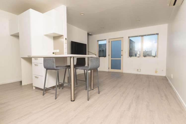 2F Diamond Street 10021_5