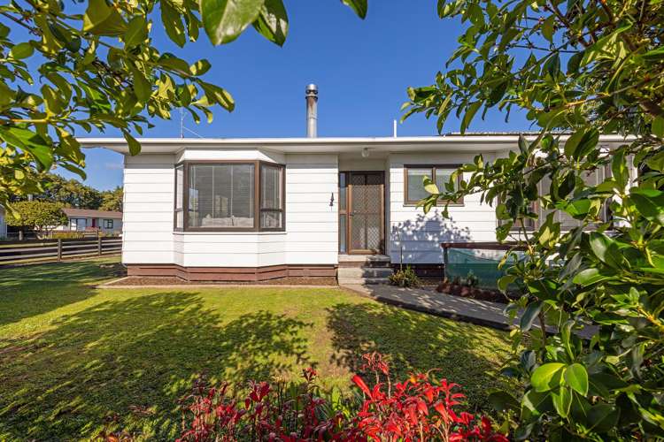 8 Deller Drive Carterton_17