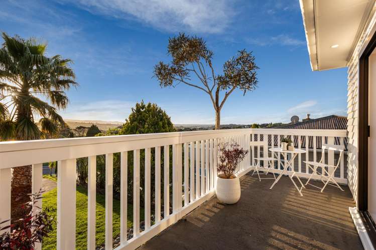 19 Highland Ave Titirangi_8