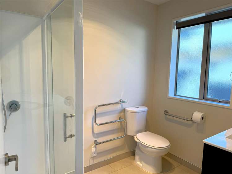 142a Coulson Road Paroa_13