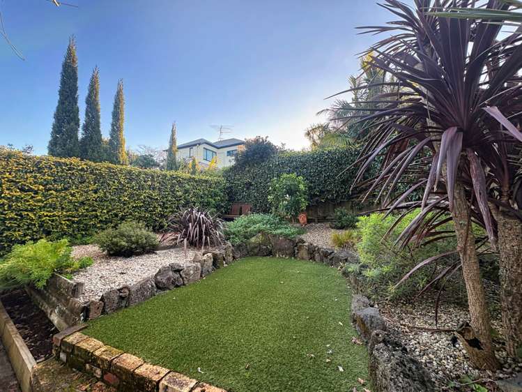 3/89B Te Kawa Road Greenlane_11