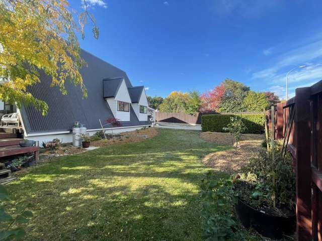 FRESH, STYLISH & MOVE IN READY