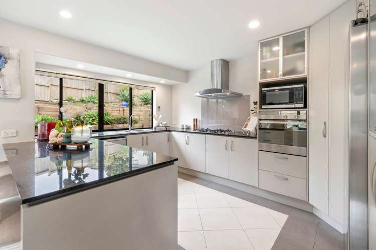 18 Valderama Drive Flat Bush_7