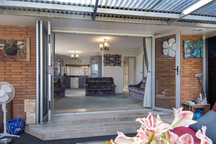 5b Jonathon Street Brookfield_8