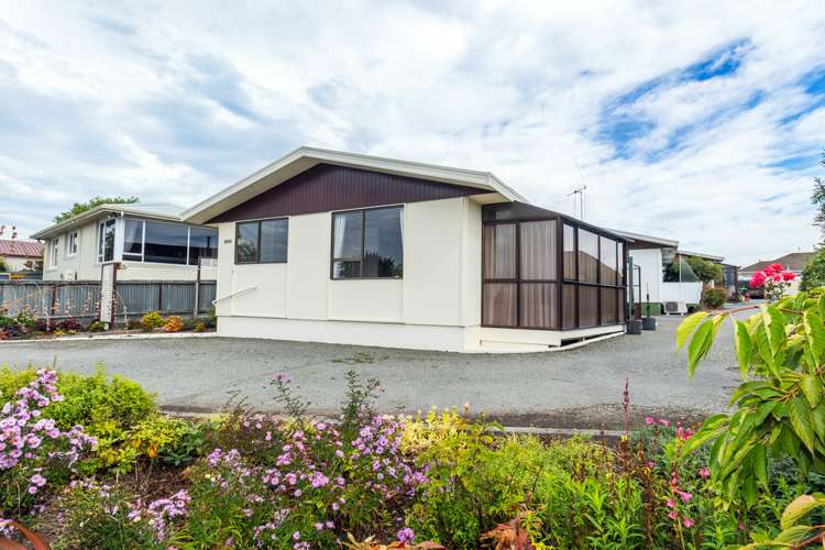 1/28 Avenue Road West End_0