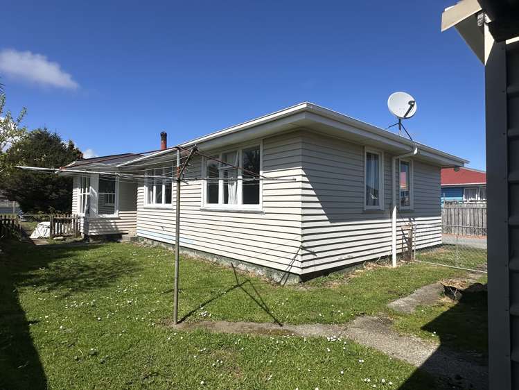 53 Jollie Street Hokitika_22