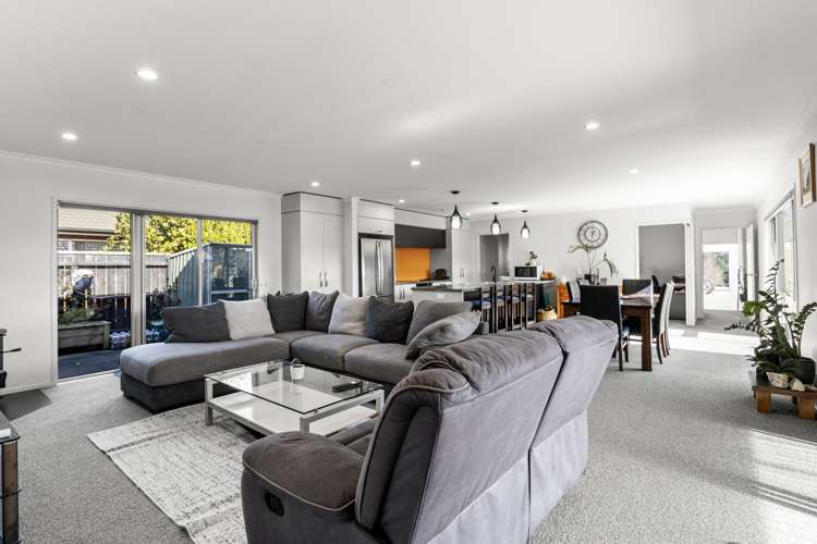 17 Redwood Crescent Hurdon_4