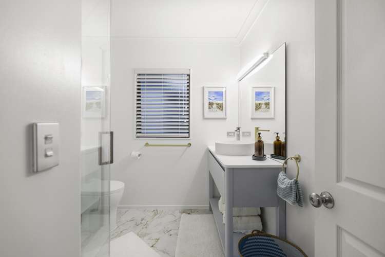 30 Mauritius Key Papamoa_31