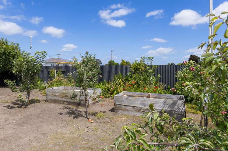 13 Herbert Road Te Hapara_18