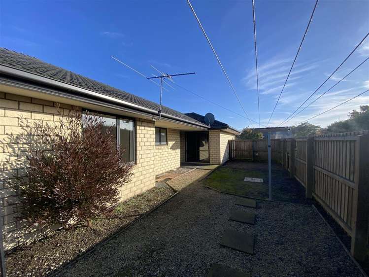 216 Southfield Drive Lincoln_17