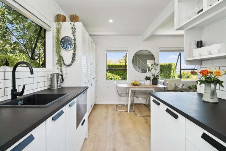 2/208 Rangatira Road Beach Haven_6
