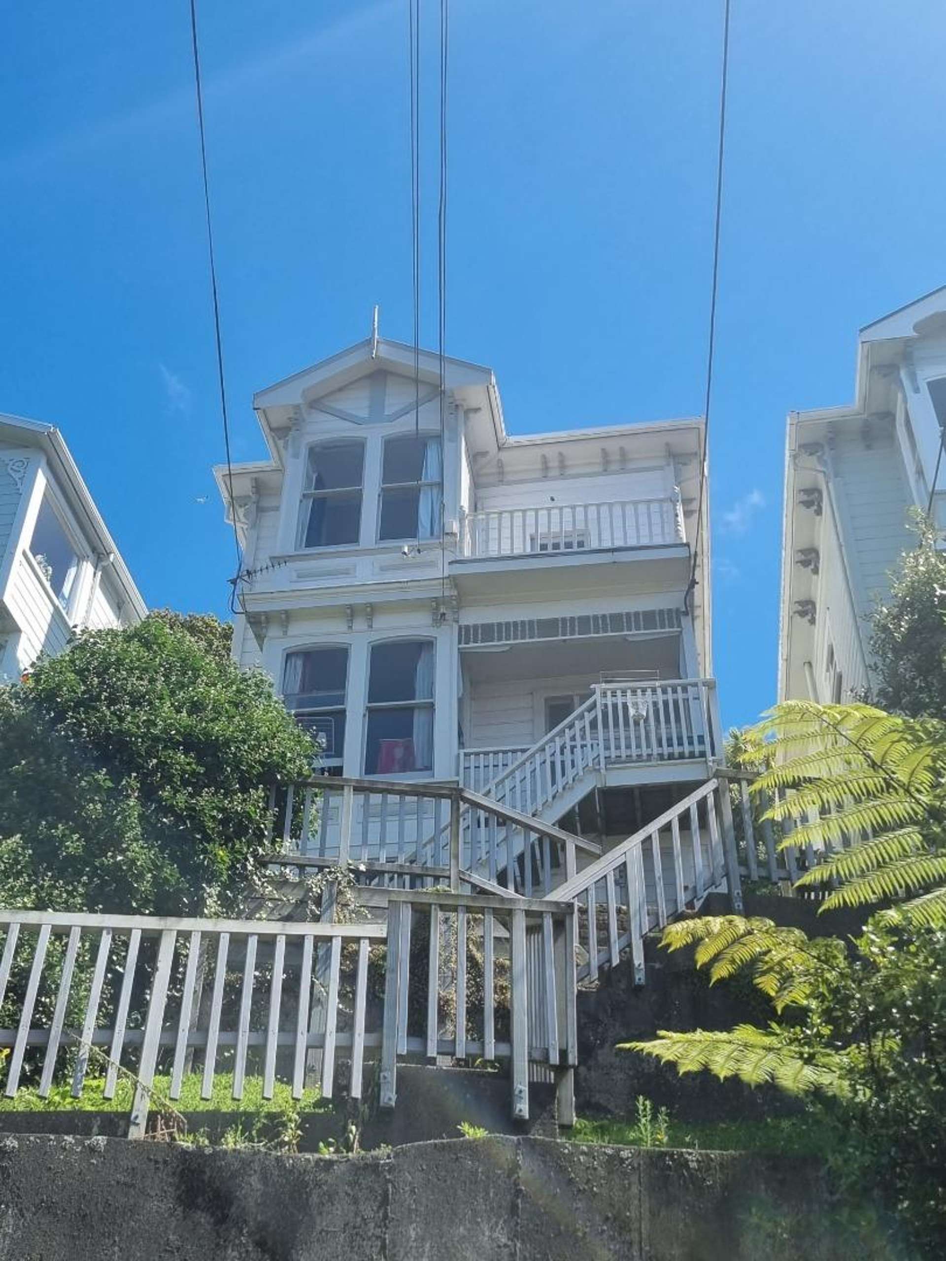  3 Maarama Crescent Aro Valley_0