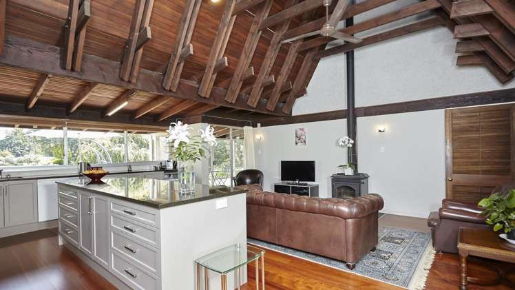 206 South Eyre Road Clarkville_12