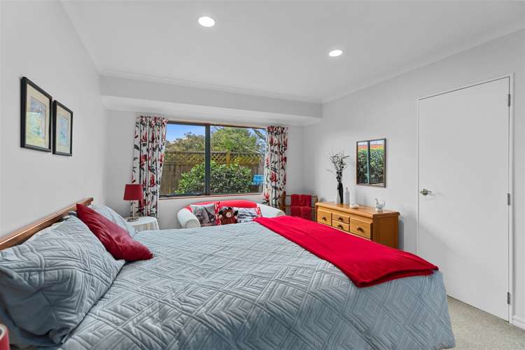 25 Barbados Key Papamoa_19