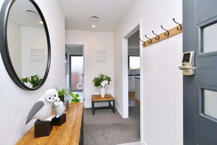 25 Dunstan Crescent Hornby_15